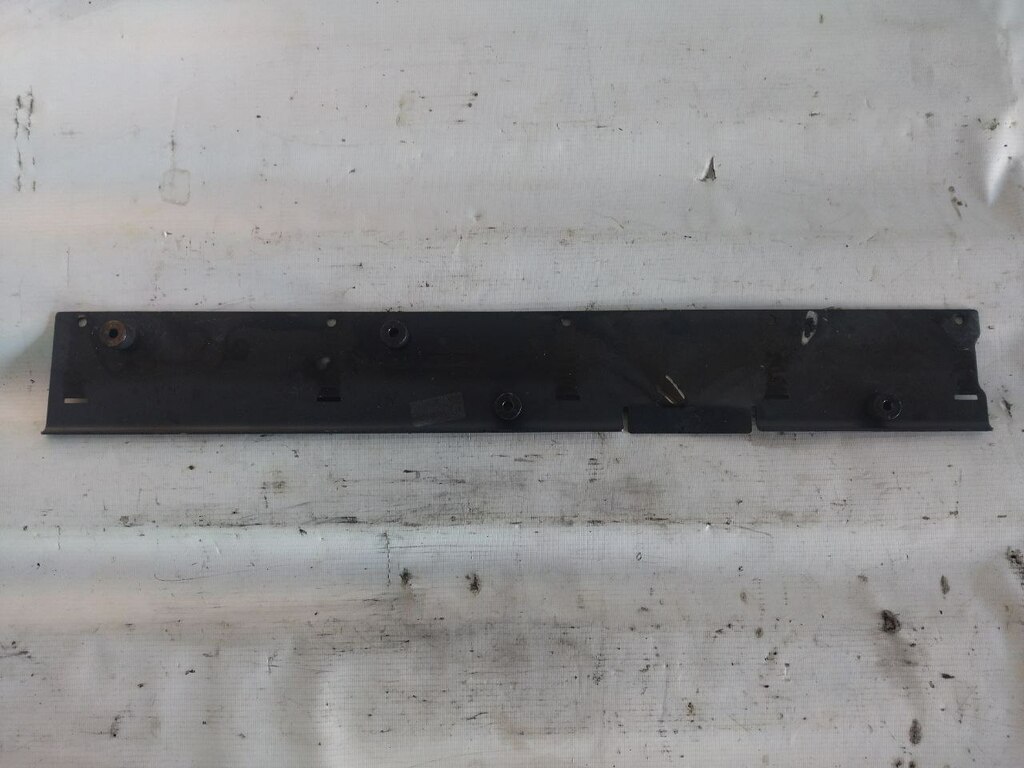 кронштейн проводки б/у \ гнутый